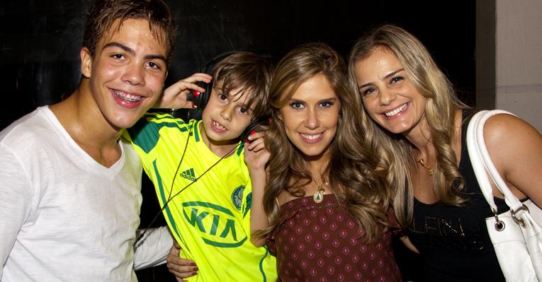 DJ, Ronald anima festa infantil com 83 crianças
