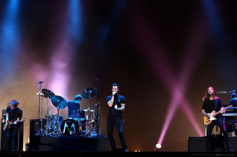 Maroon 5 lança clipe da música “Love Somebody”