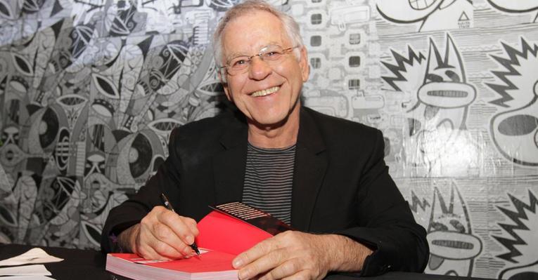 Nelson Motta escreve roteiro para filme sobre Elis Regina