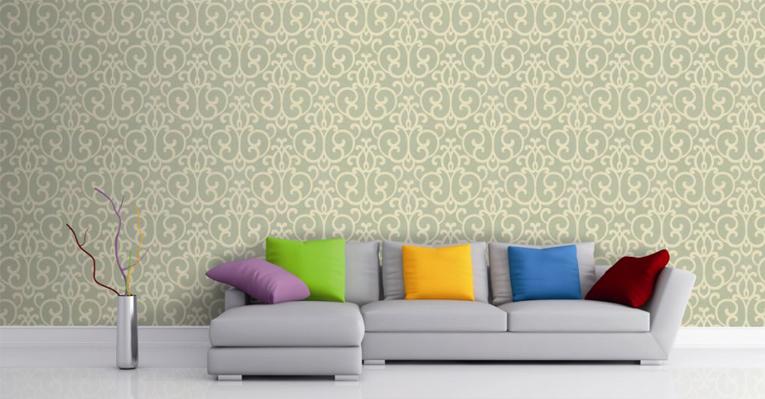 Saiba como usar adesivos e papel de parede para renovar ambientes