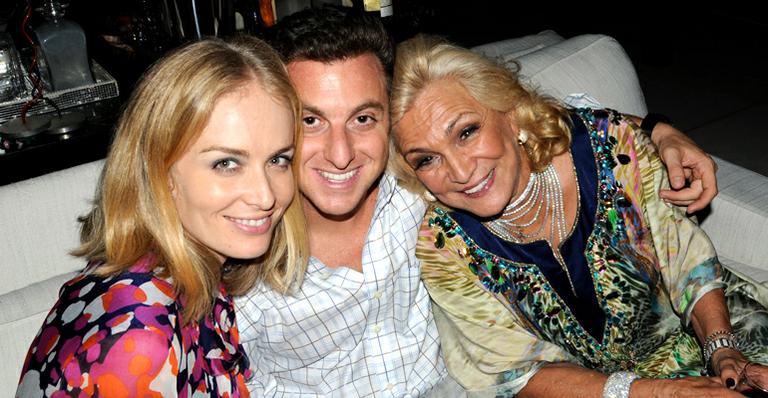 Famosos lamentam a morte de Hebe Camargo