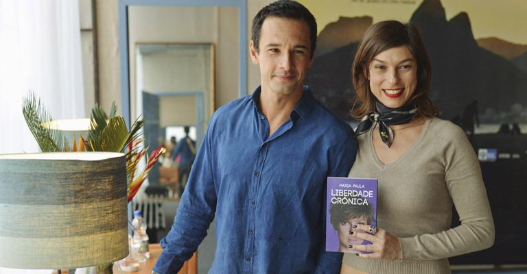 Rodrigo Santoro prestigia Maria Paula em lançamento