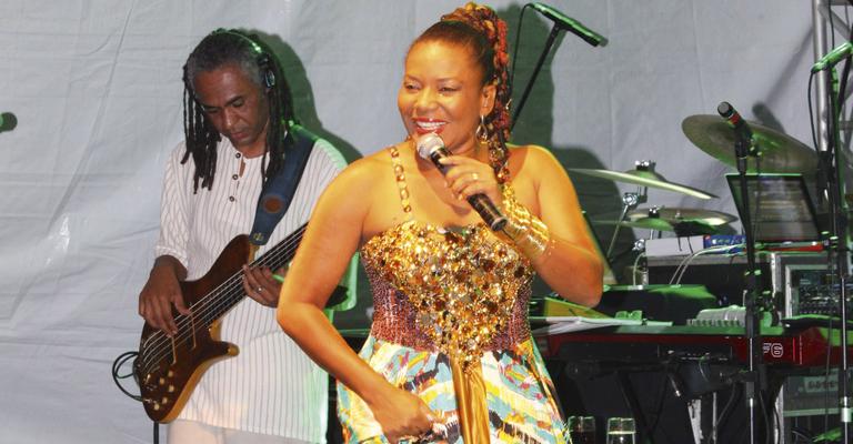 Margareth Menezes anima festival musical na Bahia