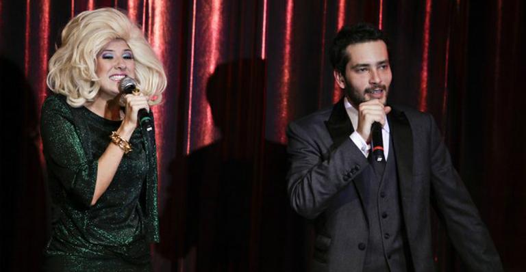 Dani Calabresa homenageia Hebe Camargo na MTV