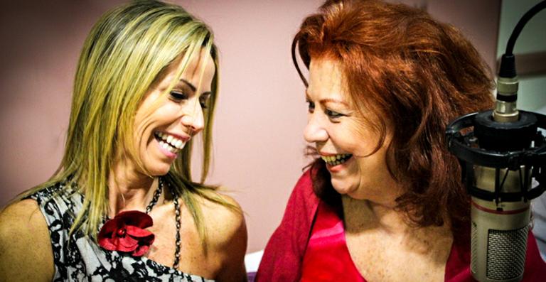 Beth Carvalho grava música com a sobrinha em quarto de hospital