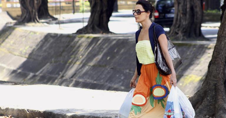 Rotina de Carolina Ferraz: ‘Sou como a maioria das mulheres, trabalho dentro e fora de casa’