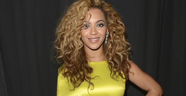 Beyoncé faz relato emocionado sobre aborto sofrido há dois anos
