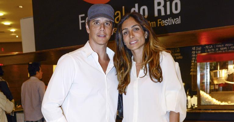 Márcio Garcia recebe elogio da esposa