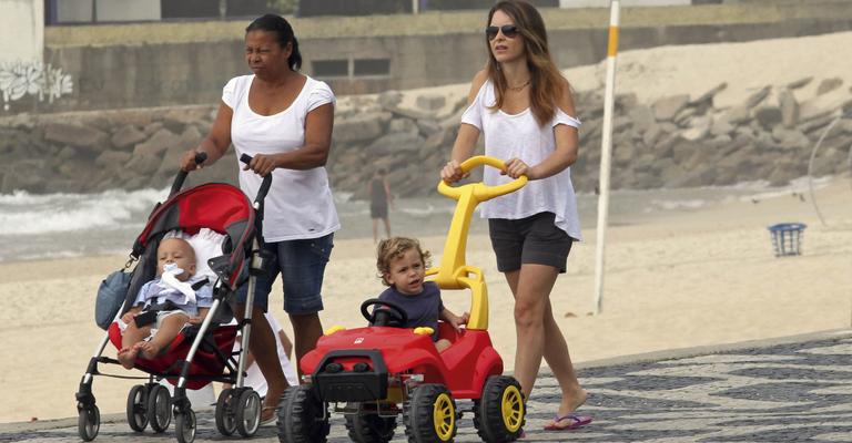 As paixões de Claudia Abreu: ‘Já abri mão de ótimos papéis para estar mais tempo com as crianças’