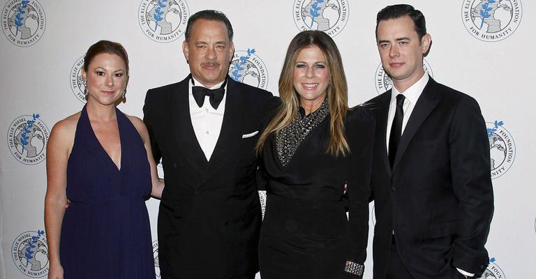 Tom Hanks com a família reunida