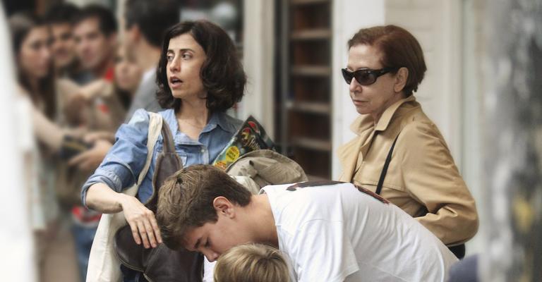 Fernanda Montenegro reúne a família em almoço