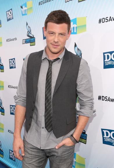Famosos lamentam a morte de Cory Monteith, astro de Glee