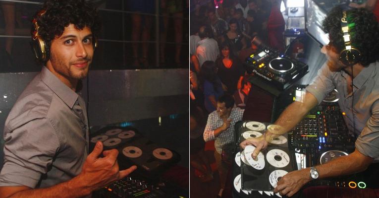 Jesus Luz discoteca em boate no Rio de Janeiro