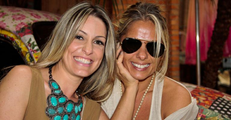 Adriane Galisteu comparece a evento beneficente