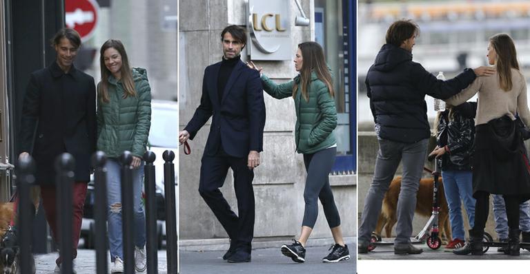 Hilary Swank passeia com novo affaire pela França