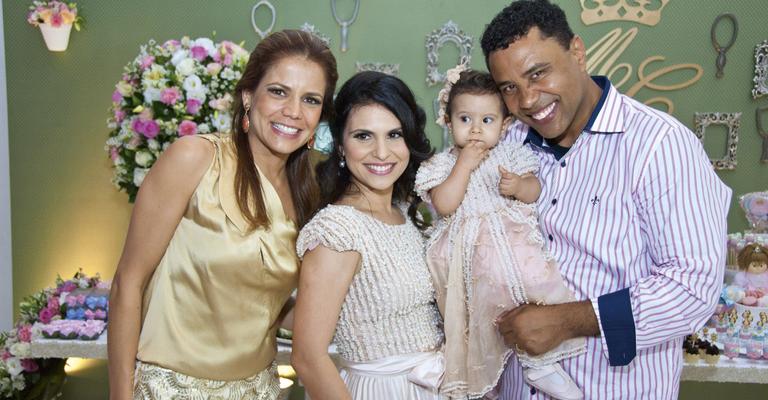 Aline Barros comemora 1 aninho da filha, Maria Catherine