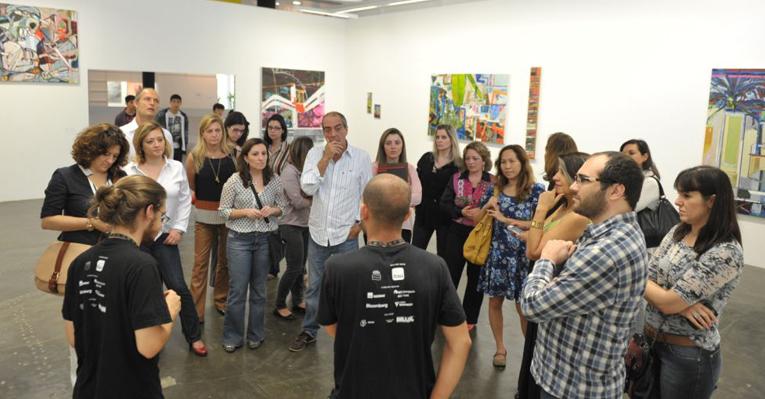 Arquitetos e decoradores prestigiam arte na Bienal de São Paulo