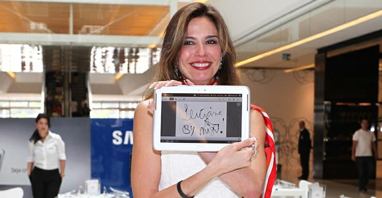 Sondada pela Record, Luciana Gimenez diz que está ‘sempre aberta a ouvir propostas’