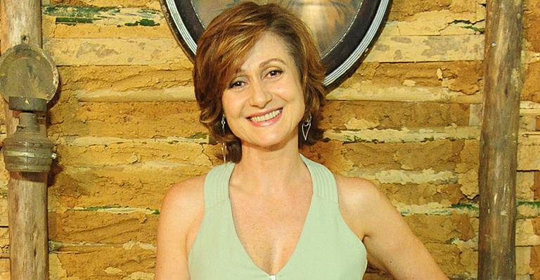 Zezé Polessa manda energias positivas para Ney Latorraca: ‘Ele vai sair dessa’