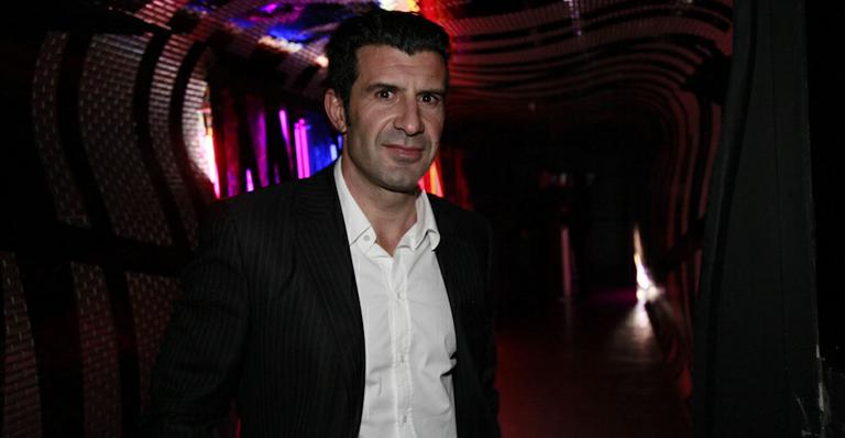Luís Figo curte noite paulistana