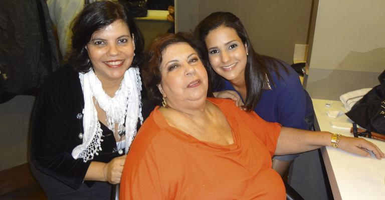 Nana Caymmi festeja em família