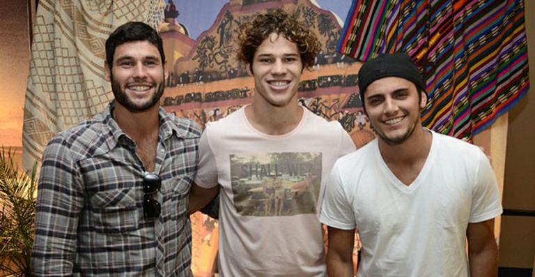 Atores participam de workshop da novela ‘A Flor do Caribe’