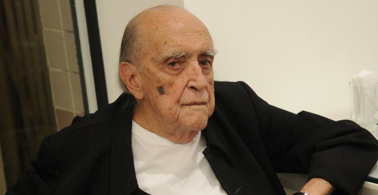 O DIA EM RESUMO: Maior ícone da arquitetura do país, Oscar Niemeyer morre aos 104 anos no Rio de Janeiro