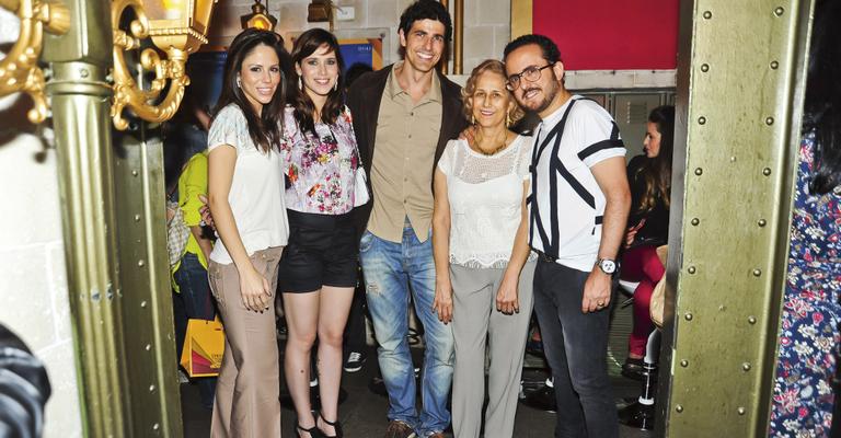 Reynaldo Gianecchini e Mel Lisboa se rendem à noite de culinária e badalação