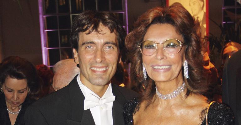 Diva Sophia Loren em celebração do seu amado