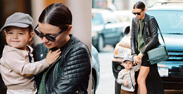 Miranda Kerr e o filho Flynn circularam cheios de estilo pelas ruas de Nova York