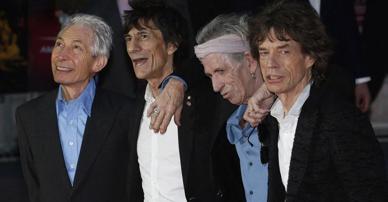 Após suicídio da namorada, Mick Jagger retomará turnê com o Rolling Stones