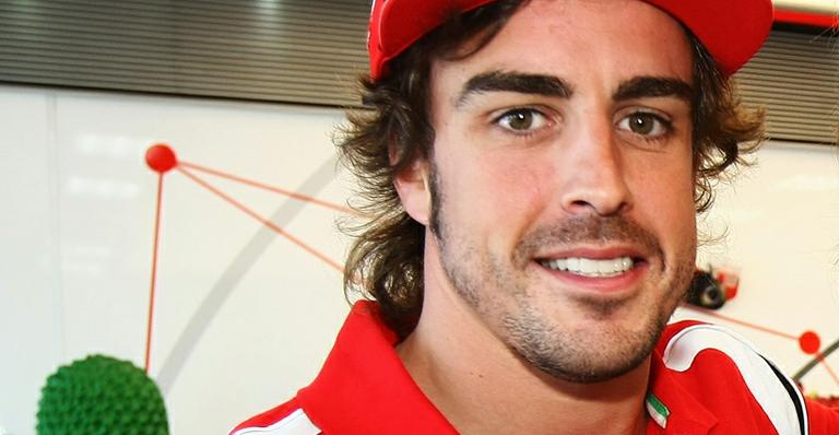 Na disputa pelo título da F1, Fernando Alonso curte estadia em São Paulo