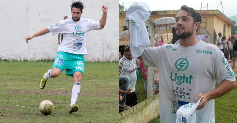 Rafael Cardoso joga futebol beneficente com outros famosos