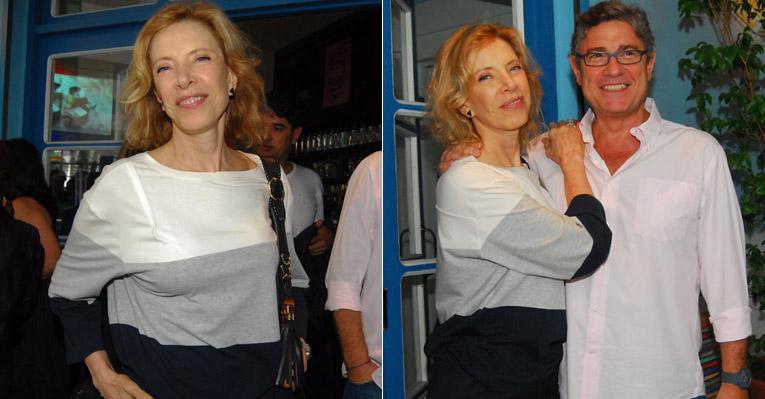 Com o namorado, Marília Gabriela curte lançamento em São Paulo