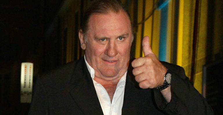 Ator Gérard Depardieu sofre acidente de moto nos arredores de Paris