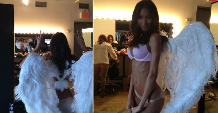 Laís Ribeiro volta ao trabalho depois de torcer o pé às vésperas do desfile da Victoria’s Secret