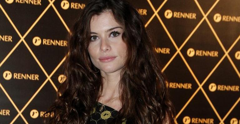 Alinne Moraes quer ter ano sabático