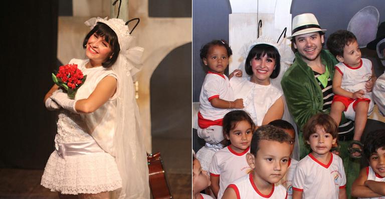 Carla Diaz recebe fãs mirins em apresentação de ‘Dona Baratinha’