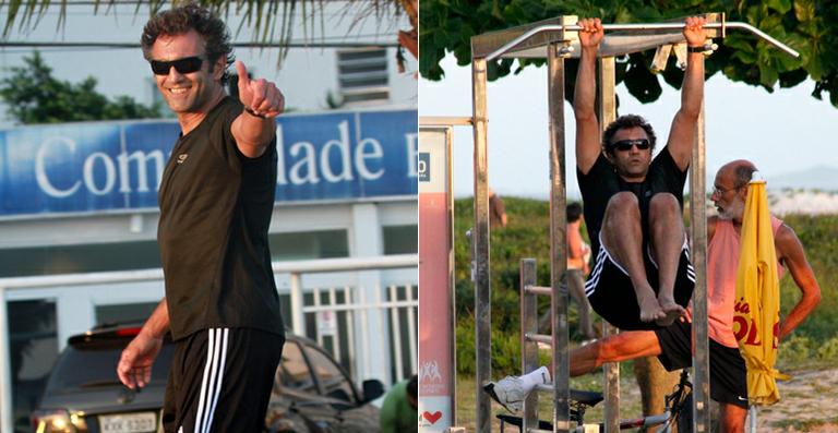Domingos Montagner se exercita na orla carioca