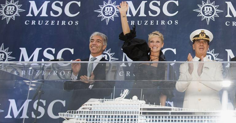 Xuxa inaugura navio de luxo em Santos