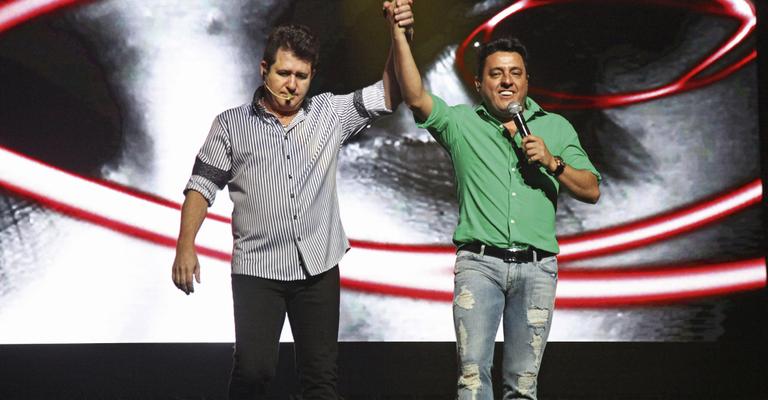 Bruno e Marrone estreiam turnê em São Paulo