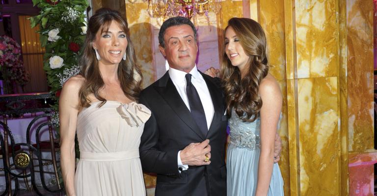 Sylvester Stallone e a filha encantam em baile de debutantes