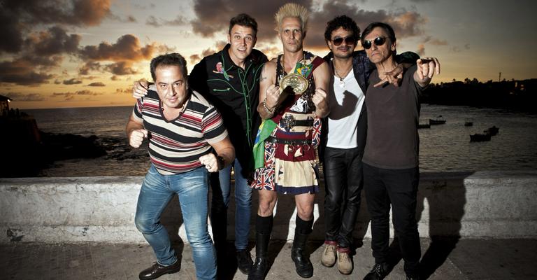 Irmãos João Suplicy e Supla participam de show contra a Aids