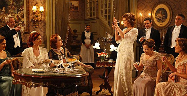 Mansão de Constância, de ‘Lado a Lado’, reflete a elegância de sua proprietária
