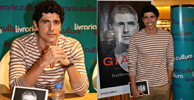 Reynaldo Gianecchini lança biografia em São Paulo