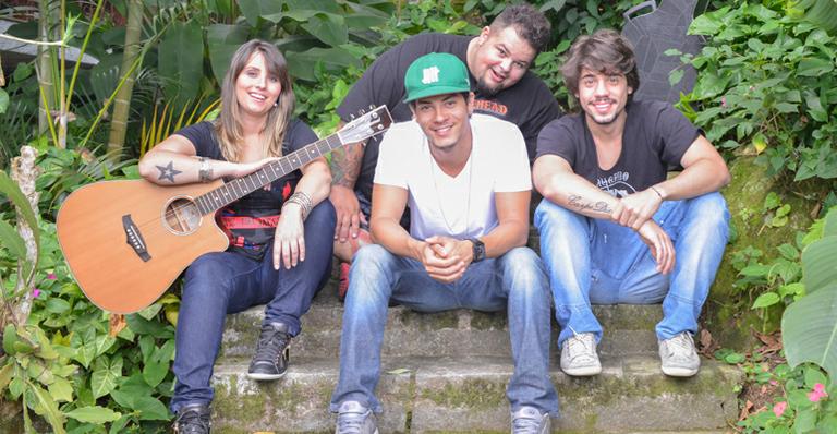 Arthur Aguiar e os integrantes da banda F.U.S.C.A lançam primeiro CD em janeiro