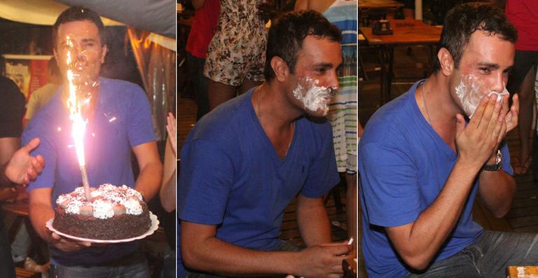 Rodrigo Phavanello ganha festa de aniversário e bolo na cara