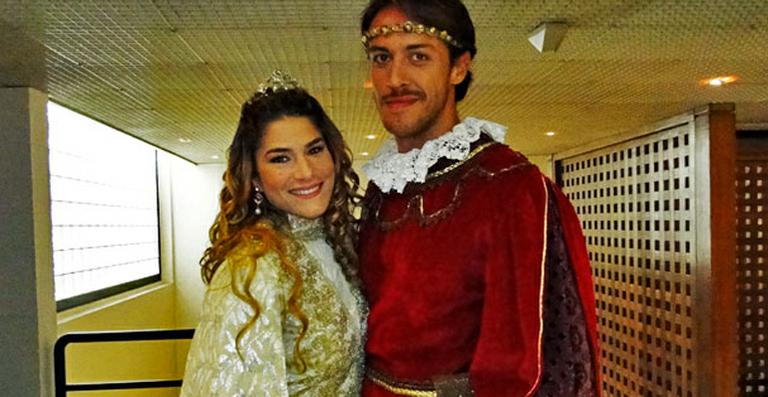 Priscila Fantin atua pela 1ª vez com o marido, Renan Abreu, na TV