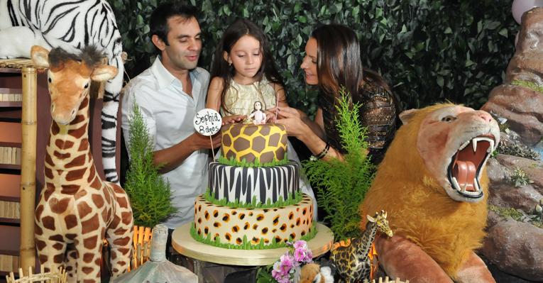 Maurren Maggi celebra os oito anos de sua pequena Sophia