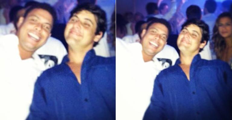 Ronaldo curte virada do ano com Bruno de Luca em Punta Del Leste, no Uruguai